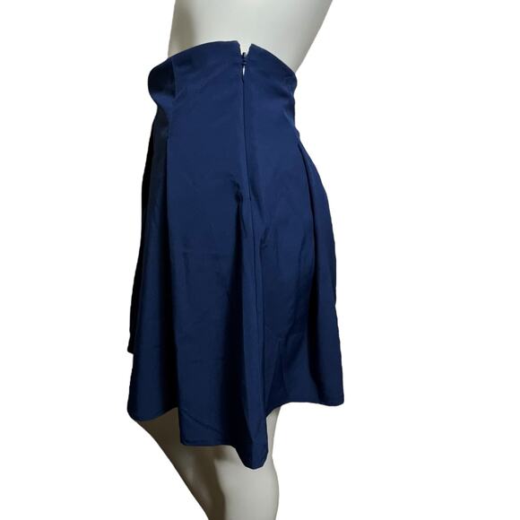 J.CREW Navy Blue Pleated Tennis Skirt with Built-In Stretch Shorts - Size L - Picture 2 of 8